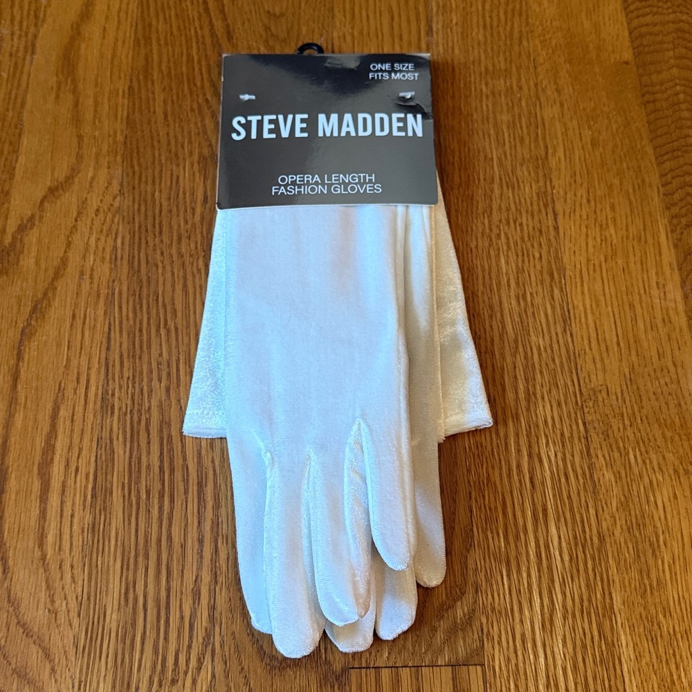 NWT Steve Madden Opera Length Fashion Gloves White OSFM